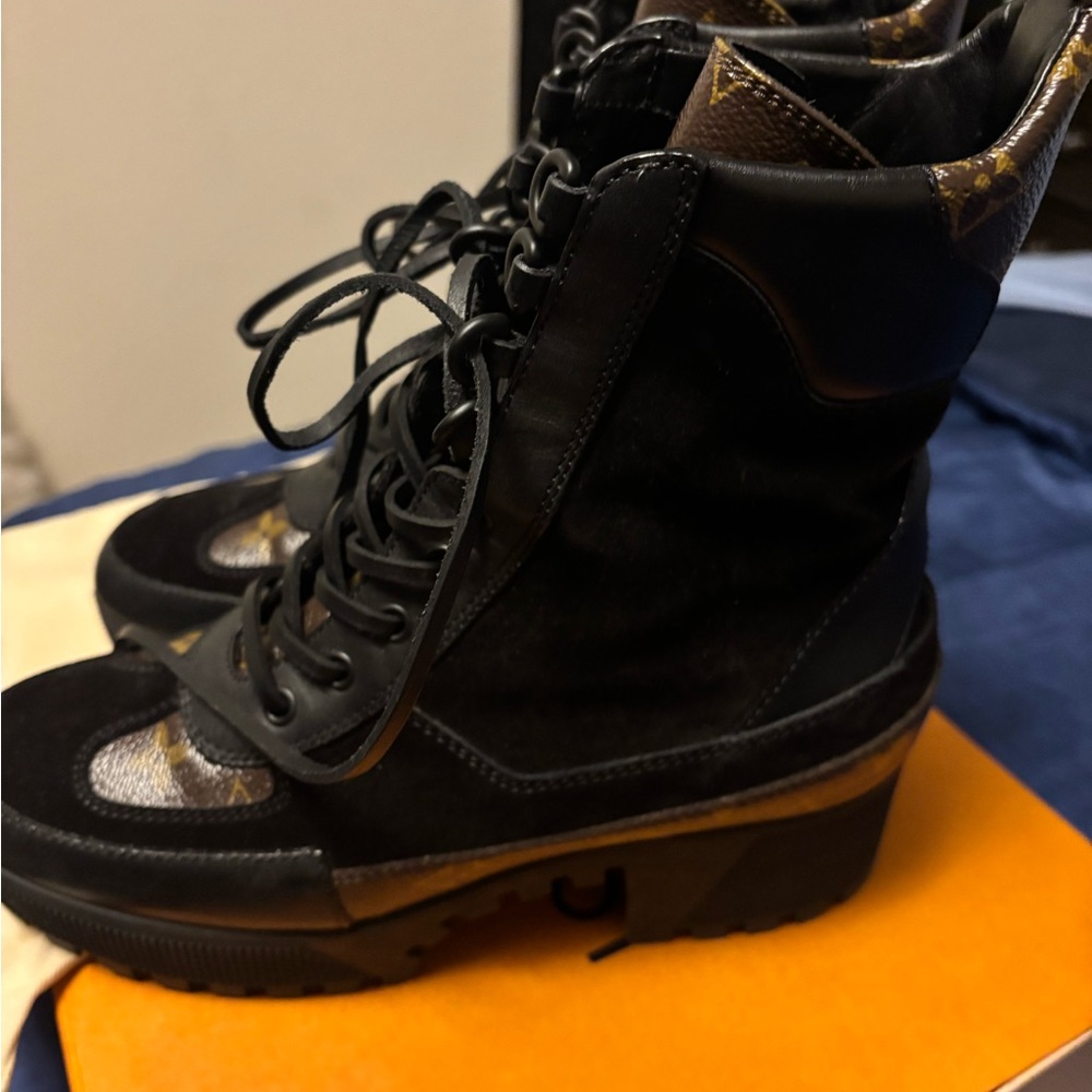 Louis Vuitton Brown and Black Monogram Boots - Picture 9 of 9